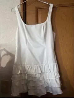 新品　タグ付き　ZARA ザラ フリル　ティアード　S ホワイト　ワンピース