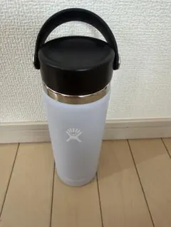Hydro Flask ステンレスボトルのサムネイル