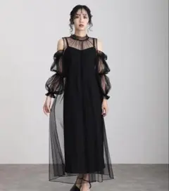 オフショルダーシースルーパーティードレス