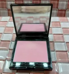 laura mercier ブラッシュカラーインフュージョン ストロベリーのサムネイル