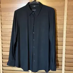 UNIQLO ブラック 長袖シャツ Lサイズ