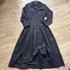 la Période ボタン付き黒シャツワンピースのサムネイル
