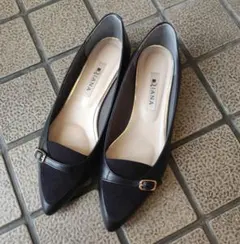 DIANA ブラック ポインテッドトゥ パンプス 23.5cm