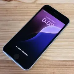 バッテリー新品　iPhoneSE第3世代64GB SIMフリー　美品　おまけ有り