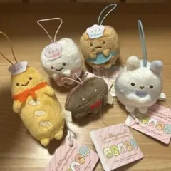 すみっコぐらし あつまるんです　いろんななかま　ゴムひも付きマスコット　全5種