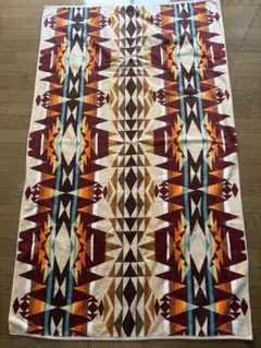 PENDLETON オーバーサイズ ジャガード タオル ブランケットのサムネイル