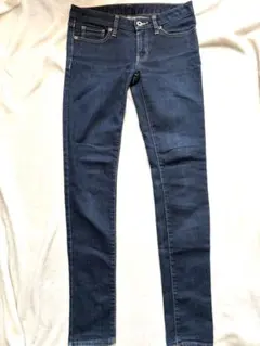 GU ジーユー　ウエスト61cm スキニー　デニムパンツ　スキニーパンツ