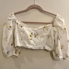 H&M 花柄　パフスリーブ　ブラウス　半袖　ショート丈