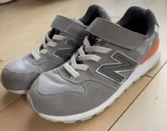 ニューバランス　21cm グレー