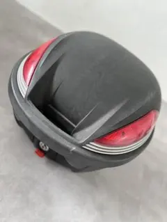 美品】GIVI B270N リアボックス 27L ベース・純正キー2本付 - メルカリ