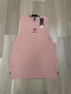 adidas LesMills ピンク タンクトップ 新品タグ付きのサムネイル