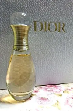 Dior ノベルティ シャドールヘアミスト ヘアブラシセット - メルカリ
