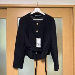 ZARAザラノーカラージャケット