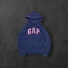 archive パーカー