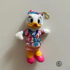 デイジー　ぬいぐるみバッジ　ディズニー