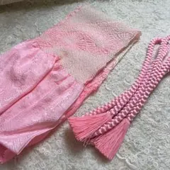 正絹絞りの帯揚げと帯紐のセット　ピンク系　京都の和装小物の店で購入　未使用品