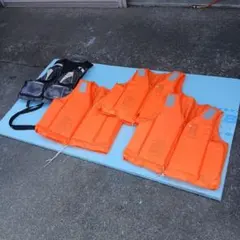 ライフジャケット　４着セット　新品未使用ですが長期保管品です