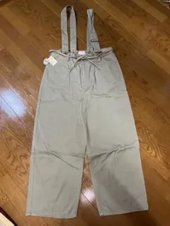 アースミュージック リー サスペンダー付きワイドパンツ うぐいす色 新品 フリー