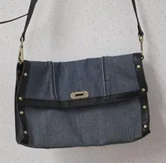 Item thumbnail for item e5982acc-a8d8-4547-bfa6-217e26714ebc