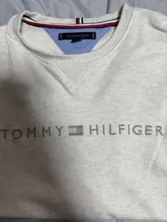 TOMMY HILFIGER グレー トレーナー