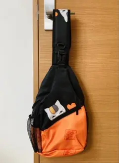 ニャンコ先生グッズ。ボディバッグ /オレンジ黒