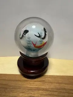 金魚と鯉の絵柄 水晶玉 置物 珍品