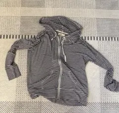 ホリスター　薄手　パーカー