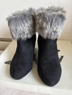 ファー付きショートブーツ