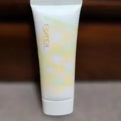 専用です。購入しないで下さい。 エクセル プロテクティブ UVエッセンス 02