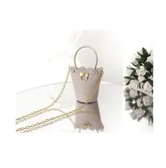 Item thumbnail for item 27b17c26-56a3-4209-842c-214d286b340f