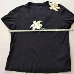 Yukiko 花柄刺繍 半袖カットソー ブラックのサムネイル