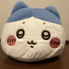 ちいかわ　プレミアムドームクッション〜ハチワレ〜