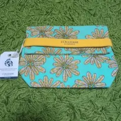 L'OCCITANE 花柄ポーチのサムネイル