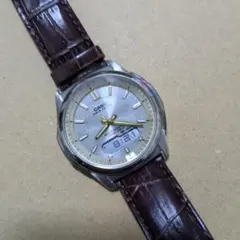 稼働品.CASIO クォーツ電波ソーラー腕時計 シルバー/ブラウン