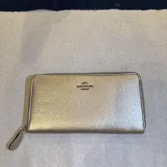 COACH ゴールド長財布