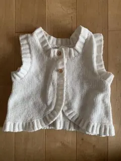 ＊美品＊ 西松屋 フリル付き白ベビーベスト 50-70cm