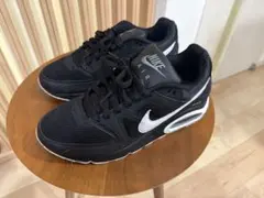 Nike Air Max COMMAND ブラック