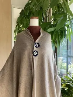 好評！カシミア100%大判ショールマフラーポンチョハンドメイドミナペルホネン布