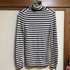 UNIQLO メリノリブタートルネックセーターLサイズ