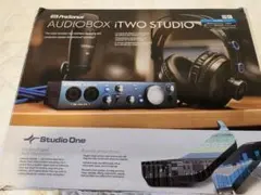 PreSonus AudioBox iTwo Studio 本体　マイク他セットのサムネイル