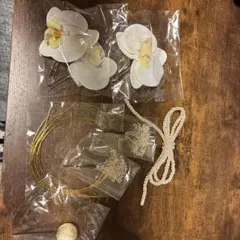 和装髪飾りセット 白い花と金色ワイヤー　前撮り