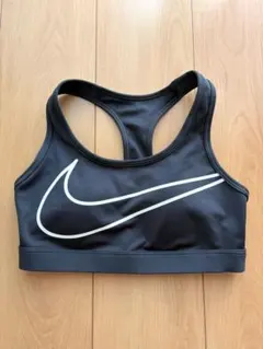 Nike ブラック スポーツブラ Sサイズ