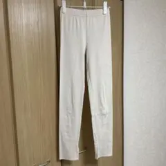 ユニクロ リブスリットレギンス 10分丈 オフホワイト