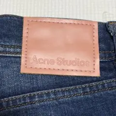 【極美品】Acne Studios ストレートデニム パンツ ピンク パッチのサムネイル