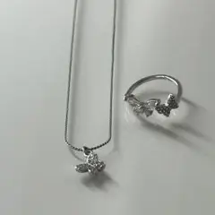蝶モチーフ リング ネックレス シルバー