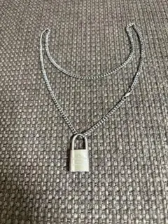正規品　美品ルイヴィトン パドロックカデナ ネックレス シルバー南京錠318