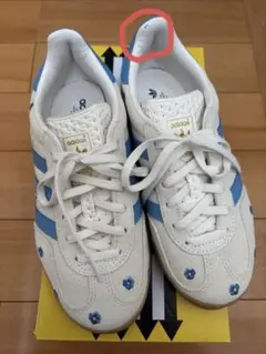 adidas GAZELLE ホワイト ブルー