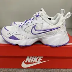 ナイキレディーススニーカー エアハイツランニングシューズホワイト 白新品24.5