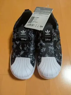 adidas Disney スニーカー 20.0