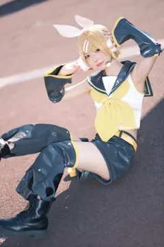 鏡音リン コスプレ衣装 ウィッグ付き パテントレザー - メルカリ
